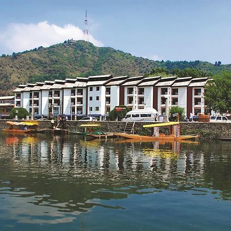Hotel Pride Continental Srinagar  Ngoại thất bức ảnh
