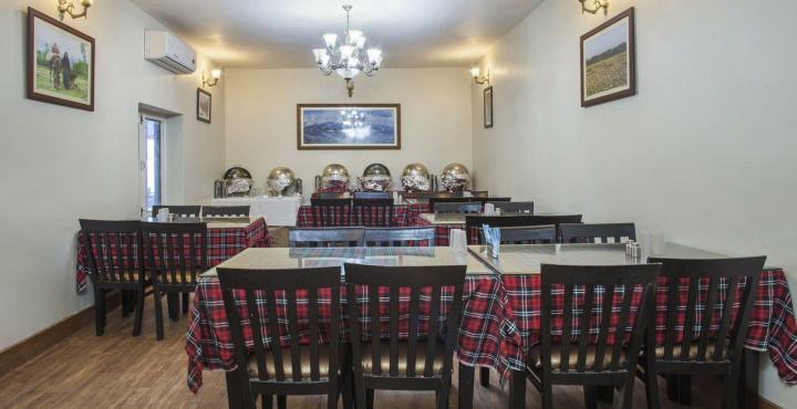 Hotel Pride Continental Srinagar  Ngoại thất bức ảnh